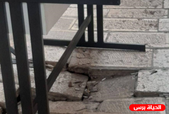 انهيار جزئي في أرضية باب الحديد في القدس